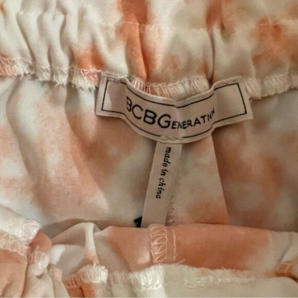 NWT BCBGeneration Tie-Dye ​​Paper Bag Shorts Pink and White TIE DYE Size Medium - Picture 7 of 13